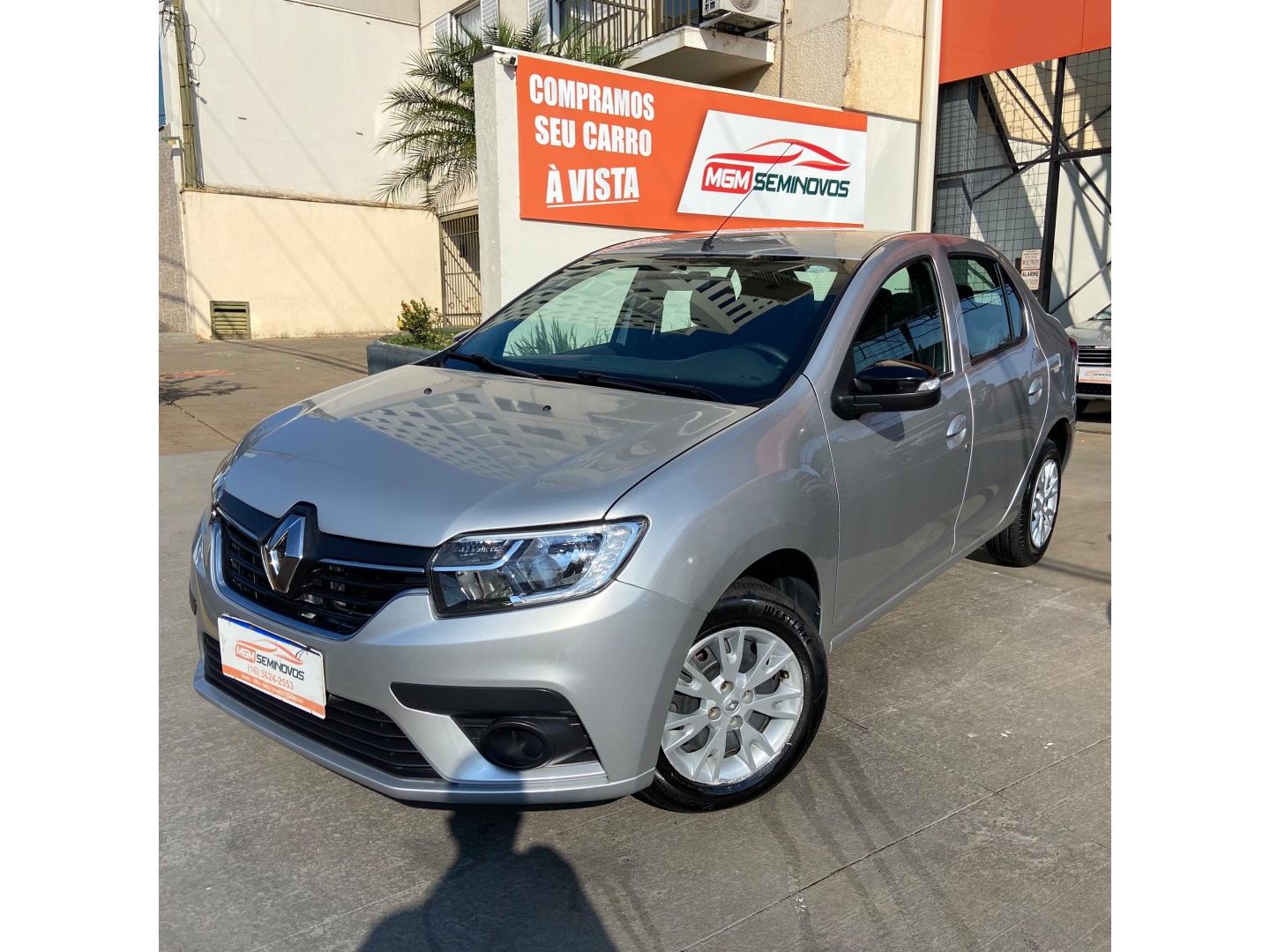 RENAULT LOGAN