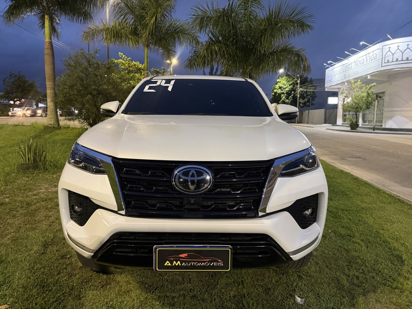 TOYOTA HILUX SW4