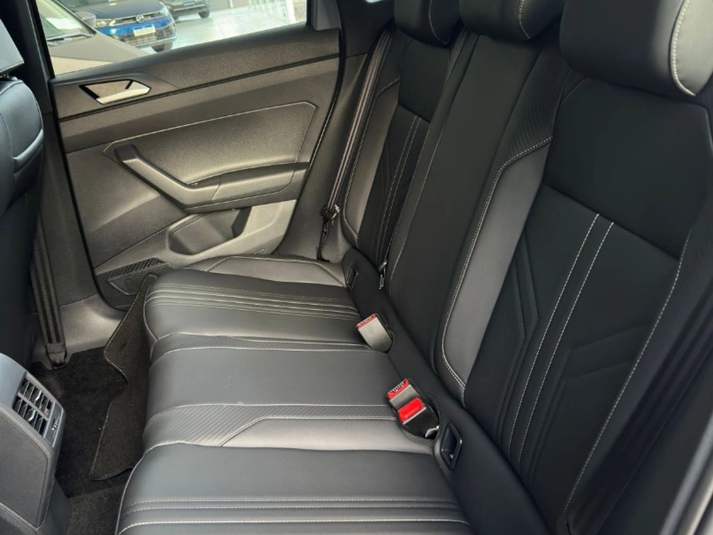 VOLKSWAGEN NIVUS 1.0 200 TSI TOTAL FLEX HIGHLINE AUTOMÁTICO