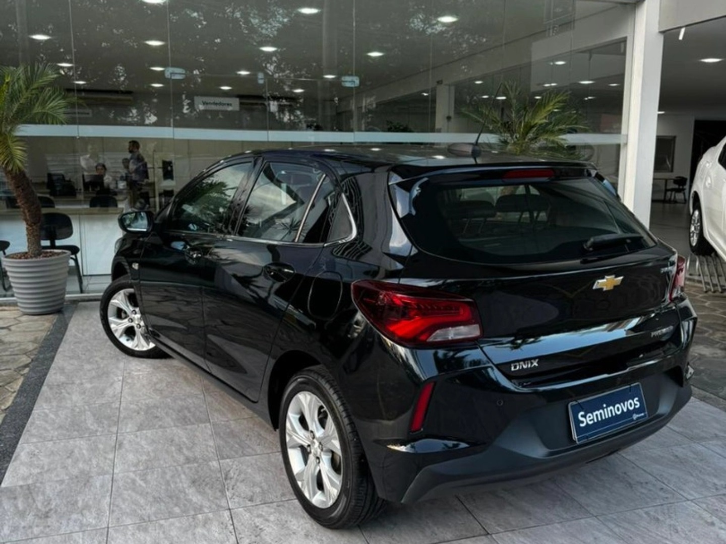 CHEVROLET ONIX 1.0 TURBO FLEX PREMIER AUTOMÁTICO