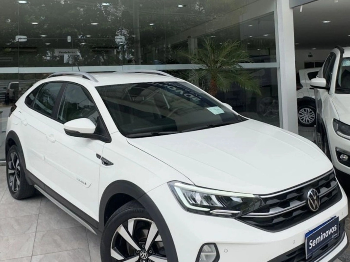 VOLKSWAGEN NIVUS 1.0 200 TSI TOTAL FLEX HIGHLINE AUTOMÁTICO