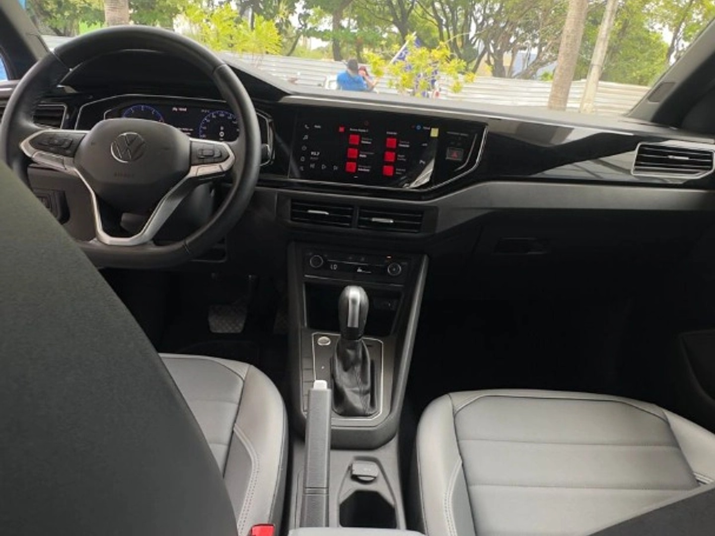 VOLKSWAGEN NIVUS 1.0 200 TSI TOTAL FLEX HIGHLINE AUTOMÁTICO