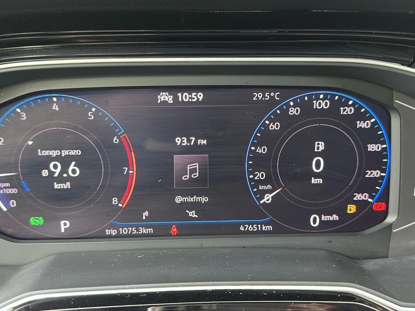 VOLKSWAGEN NIVUS 1.0 200 TSI TOTAL FLEX HIGHLINE AUTOMÁTICO