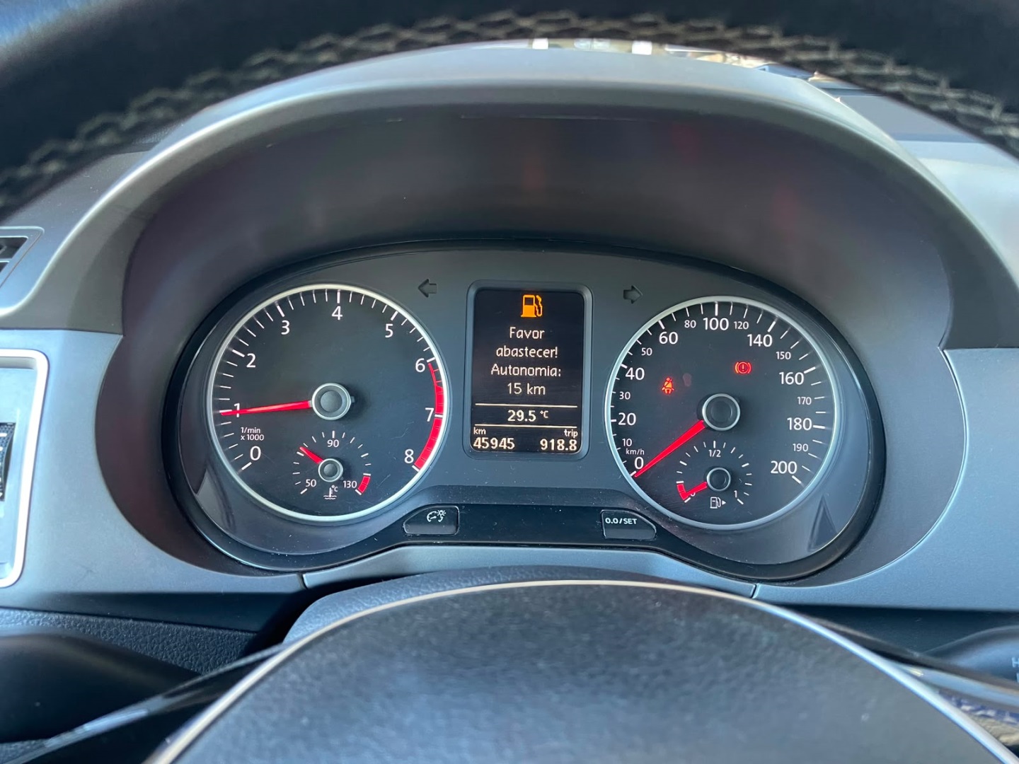 VOLKSWAGEN FOX 1.0 MPI TRACK 12V FLEX 4P MANUAL