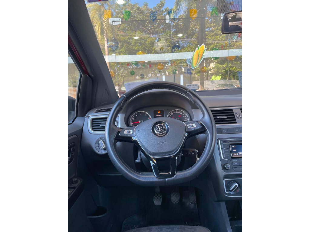 VOLKSWAGEN FOX 1.0 MPI TRACK 12V FLEX 4P MANUAL