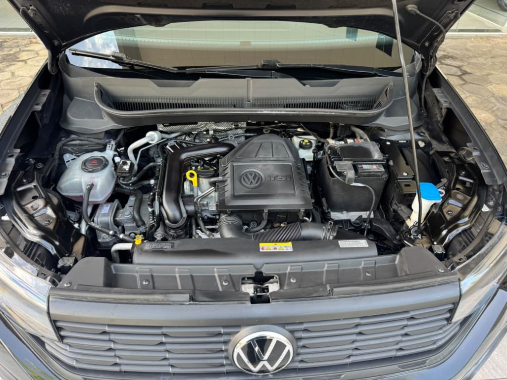 VOLKSWAGEN T-CROSS 1.0 200 TSI TOTAL FLEX SENSE AUTOMÁTICO