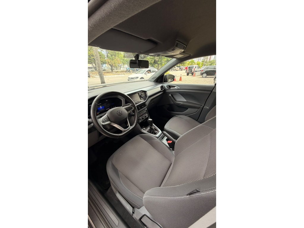 VOLKSWAGEN T-CROSS 1.0 200 TSI TOTAL FLEX AUTOMÁTICO