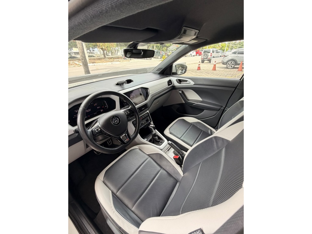 VOLKSWAGEN T-CROSS 1.4 250 TSI TOTAL FLEX HIGHLINE AUTOMÁTICO