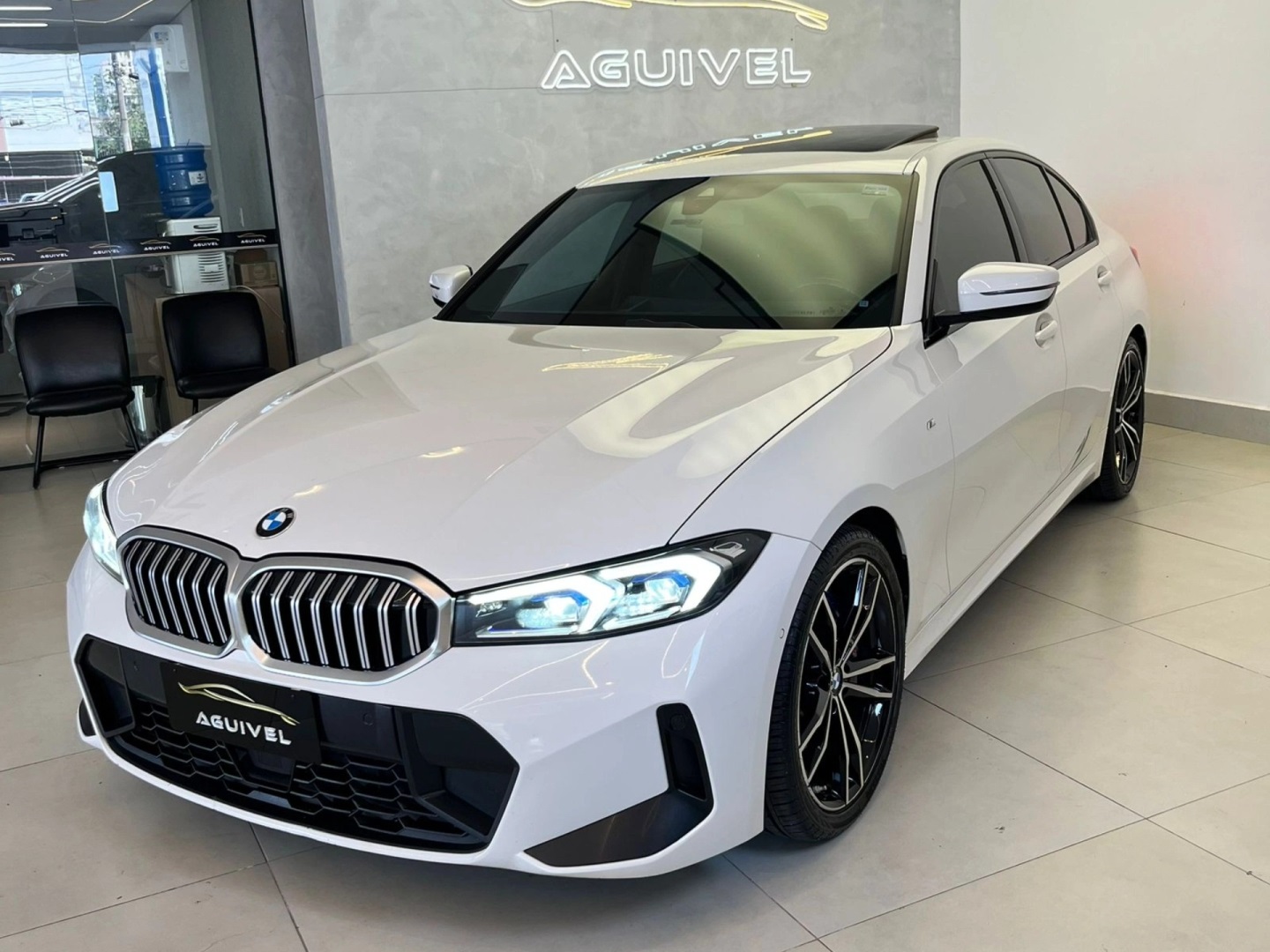 BMW 320i