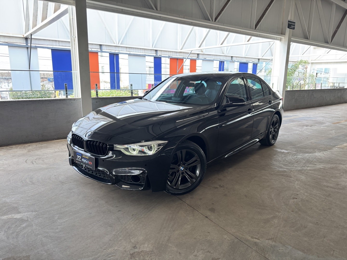 BMW 320i