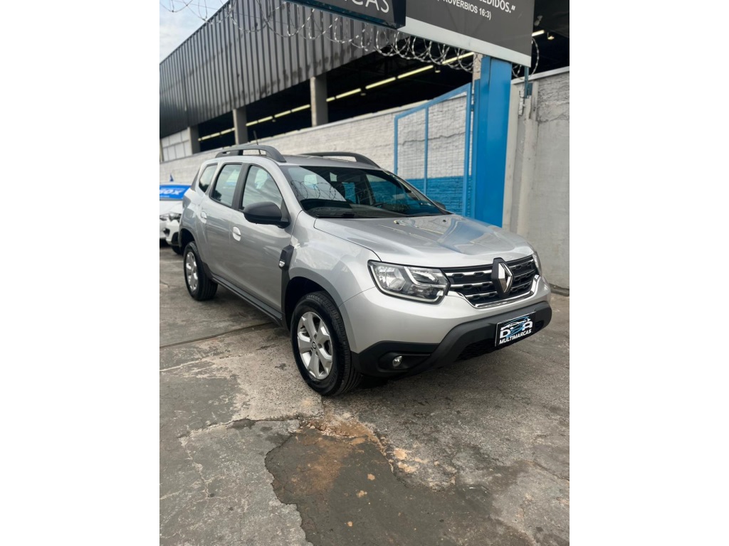 RENAULT DUSTER
