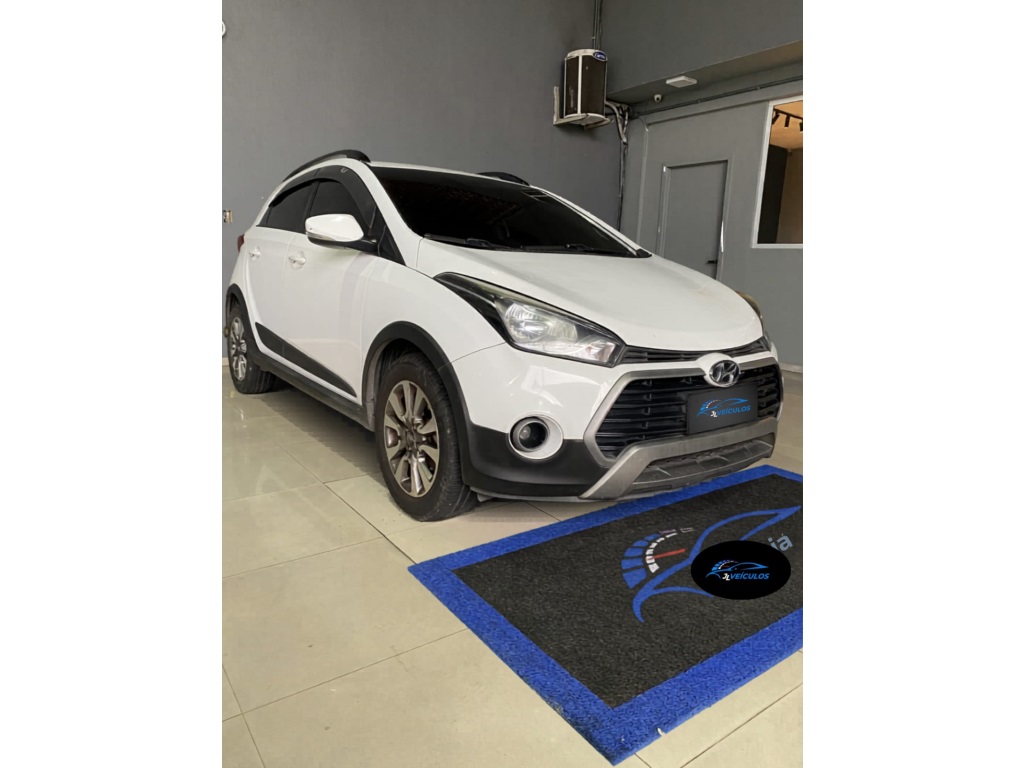 HYUNDAI HB20X