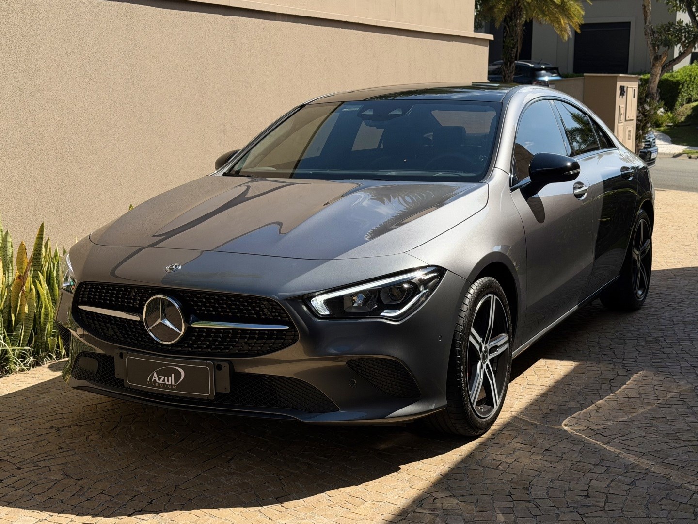 MERCEDES-BENZ CLA 250