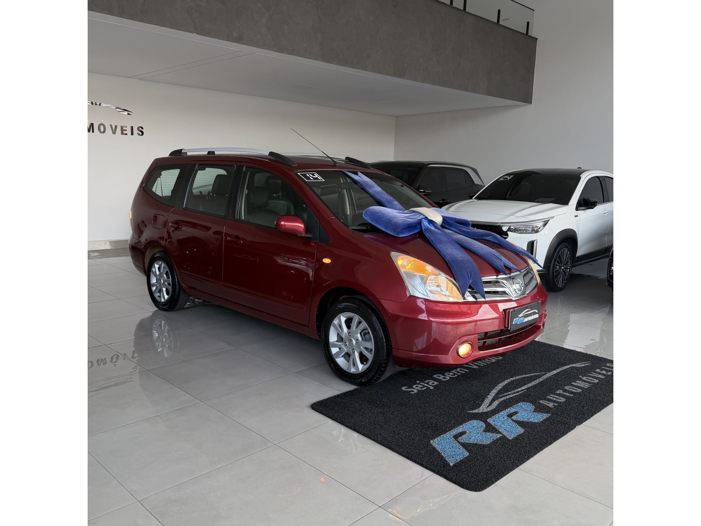 NISSAN GRAND LIVINA