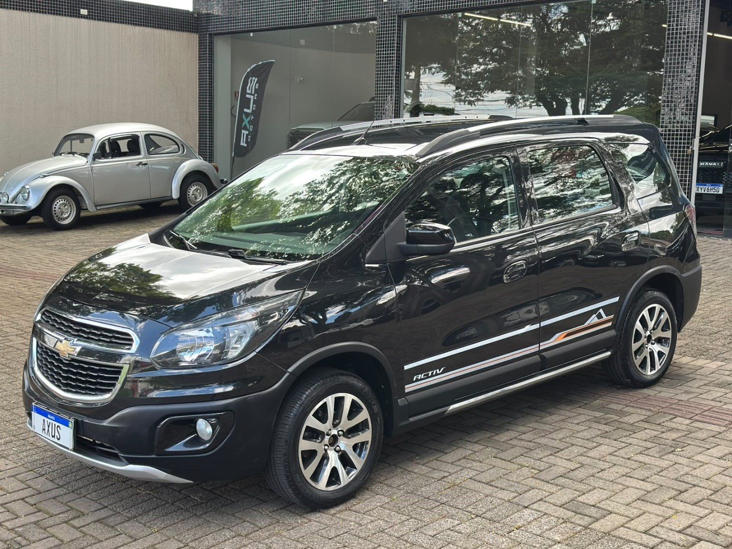 Chevrolet SPIN 2016