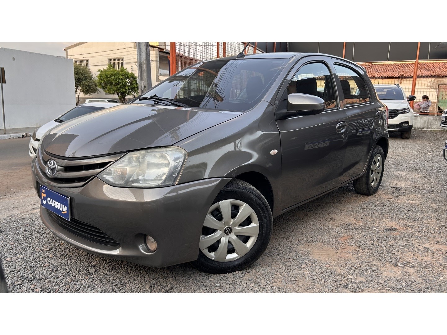TOYOTA ETIOS