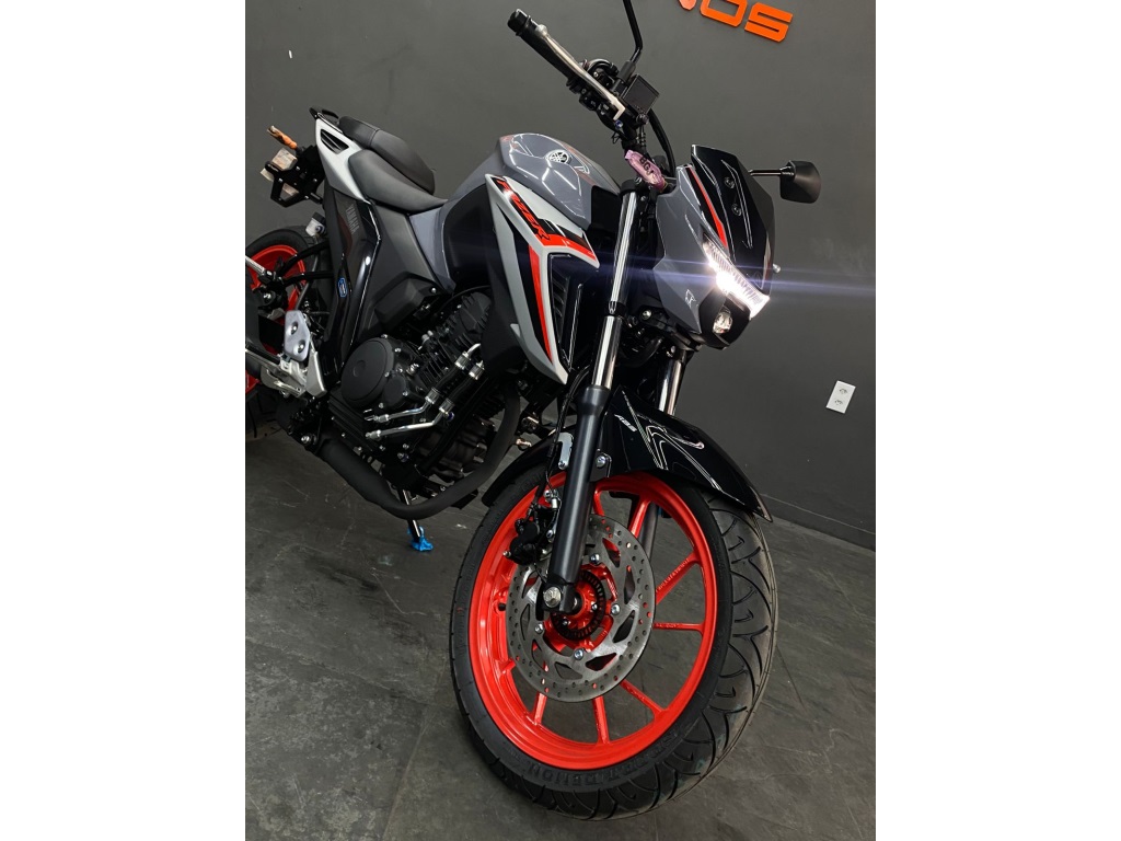 YAMAHA FZ25 FAZER ABS