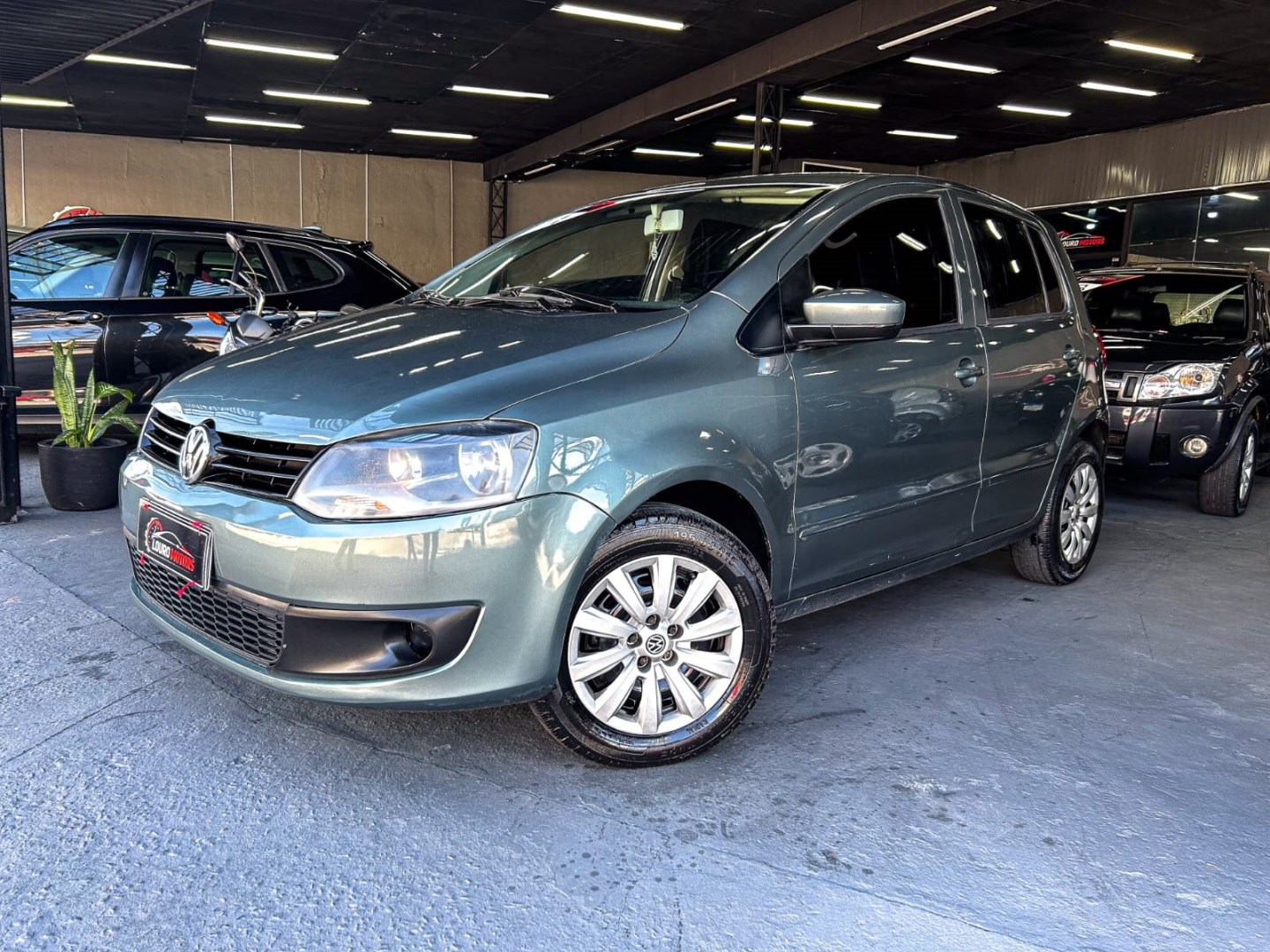 VOLKSWAGEN FOX