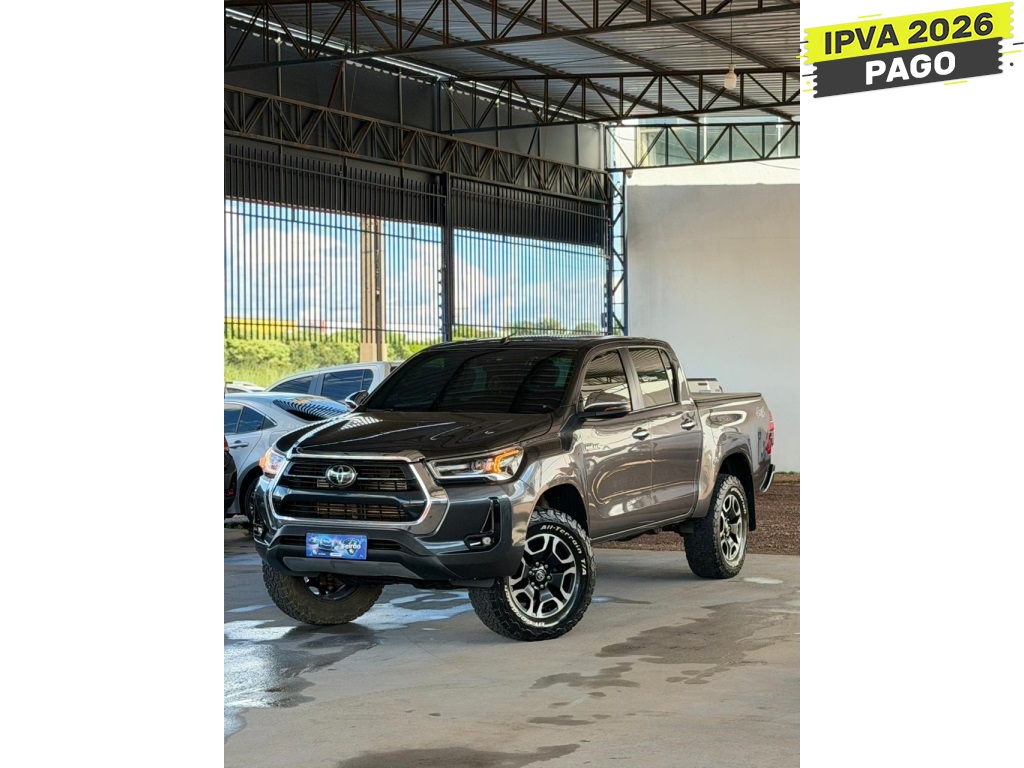 TOYOTA HILUX