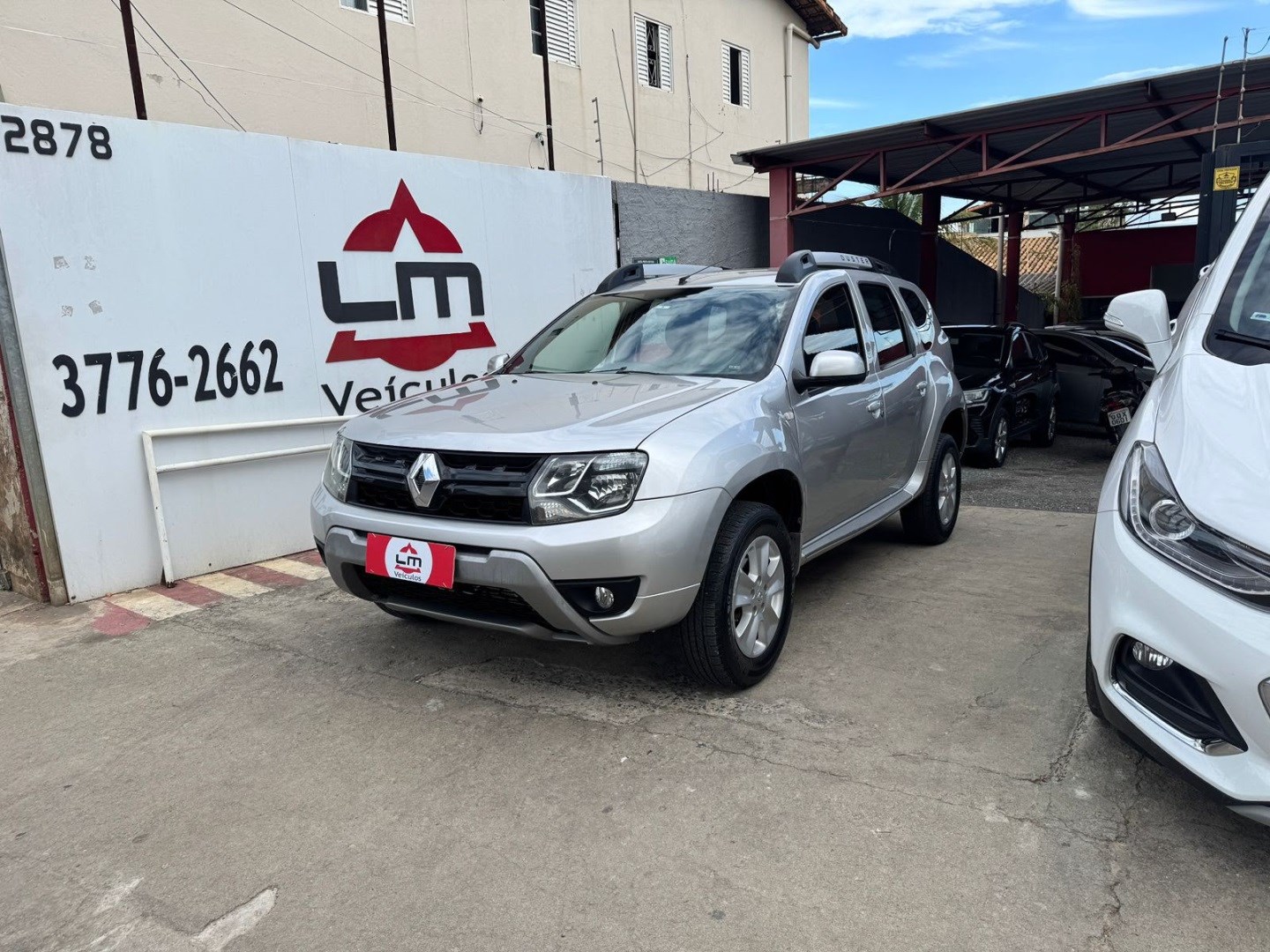 RENAULT DUSTER