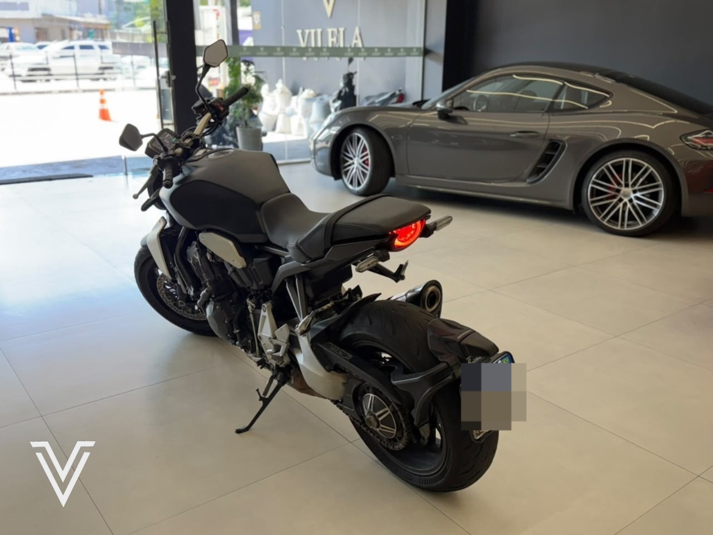 Honda CB 1000R 2024