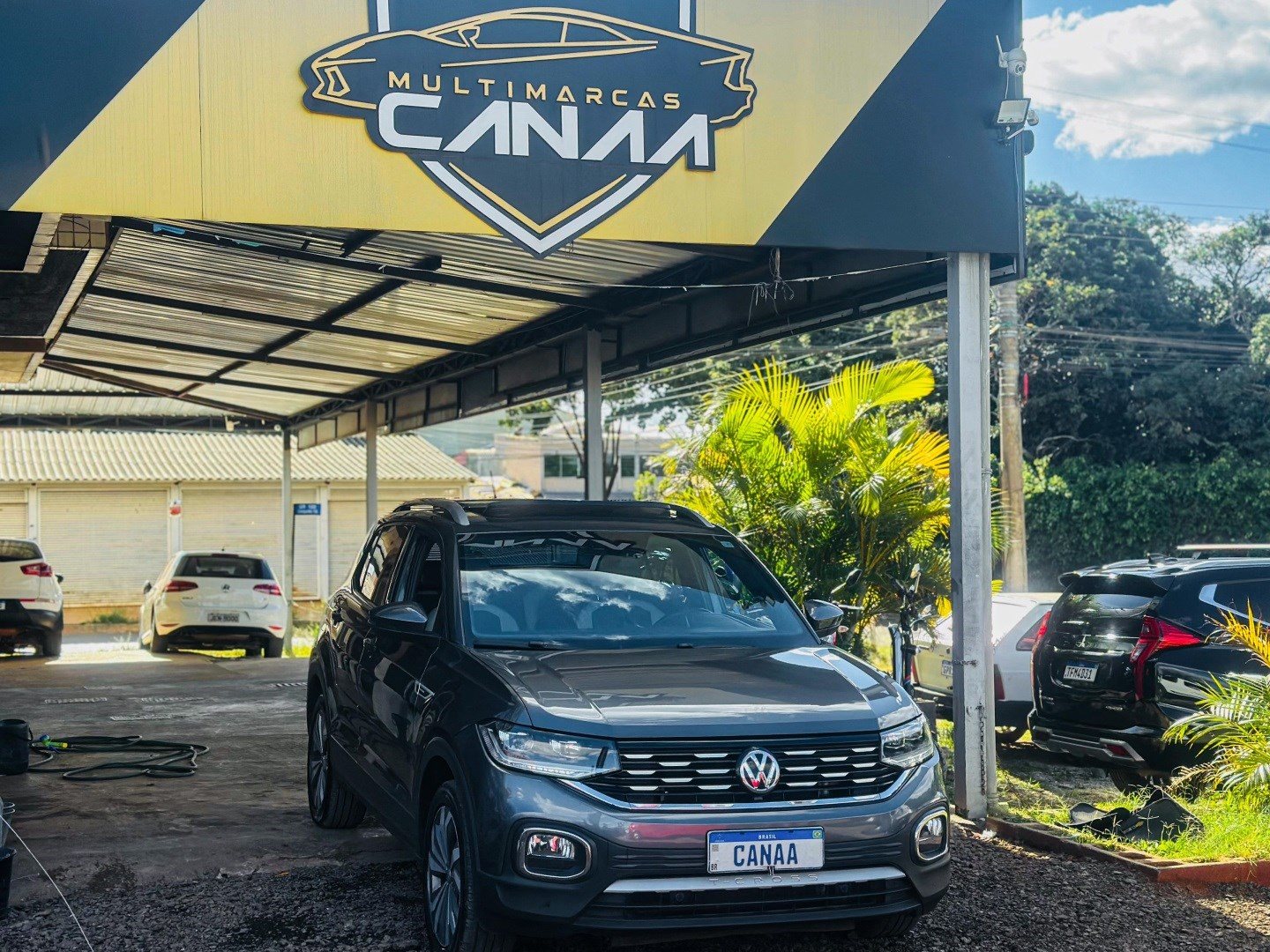 VOLKSWAGEN T-CROSS