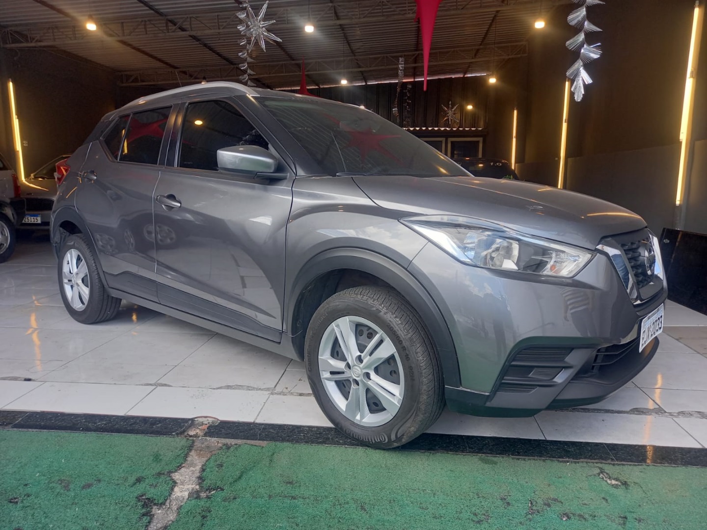 NISSAN KICKS