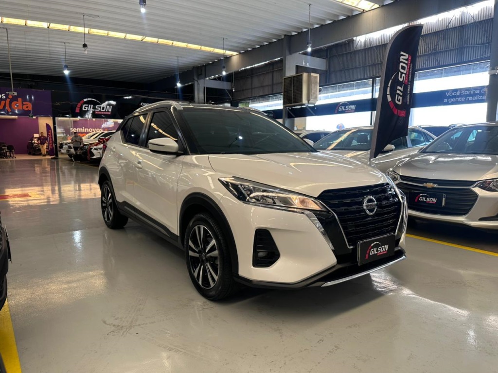 NISSAN KICKS