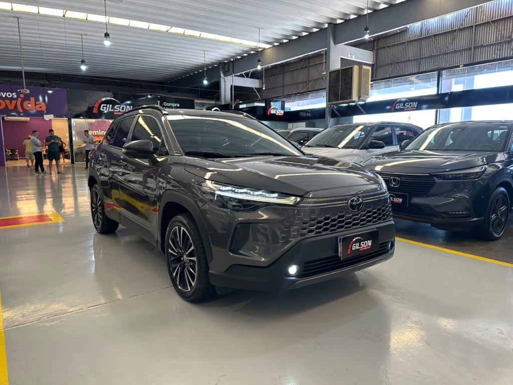 TOYOTA COROLLA CROSS