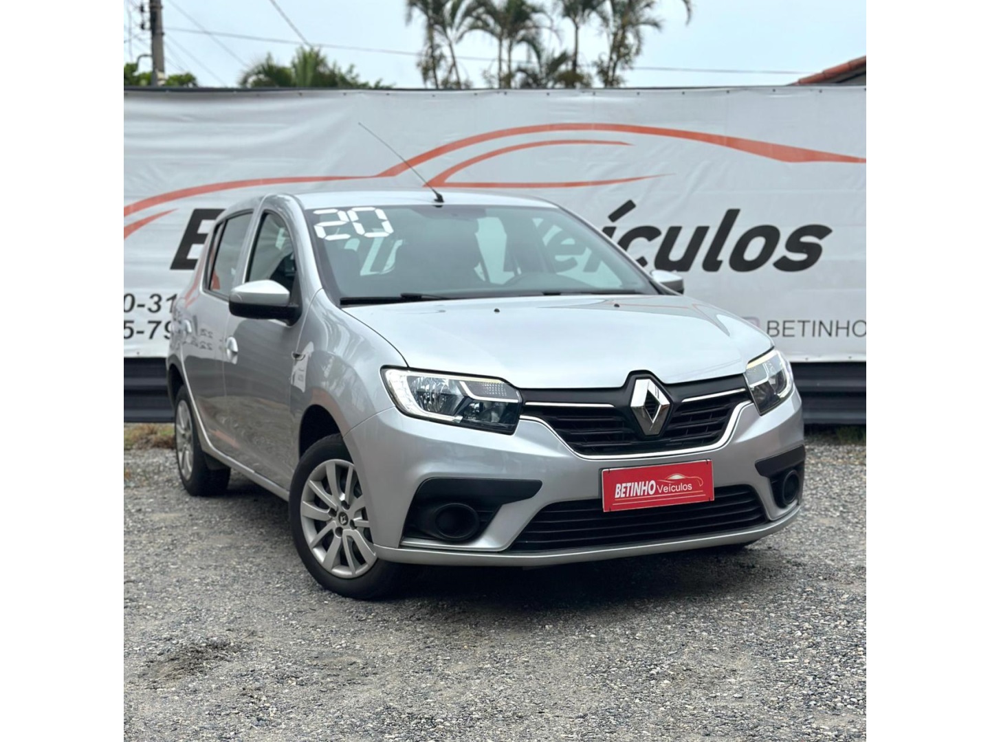 RENAULT SANDERO