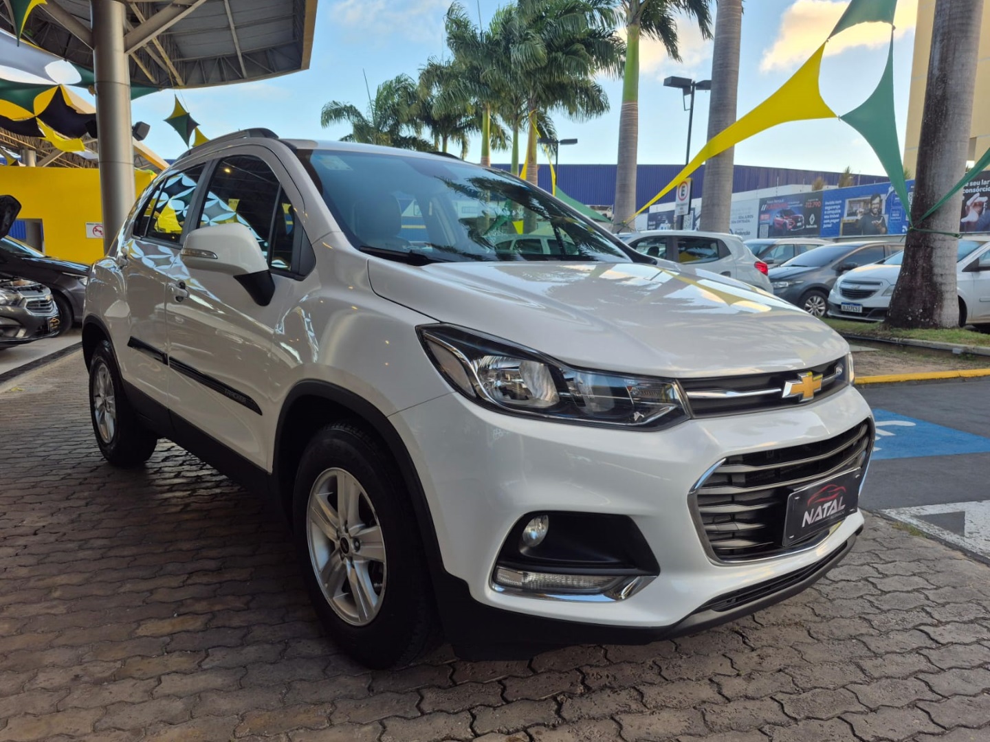 CHEVROLET TRACKER
