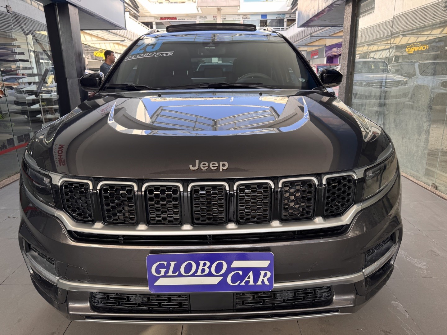 JEEP COMMANDER 2.2 TURBO DIESEL OVERLAND AT9