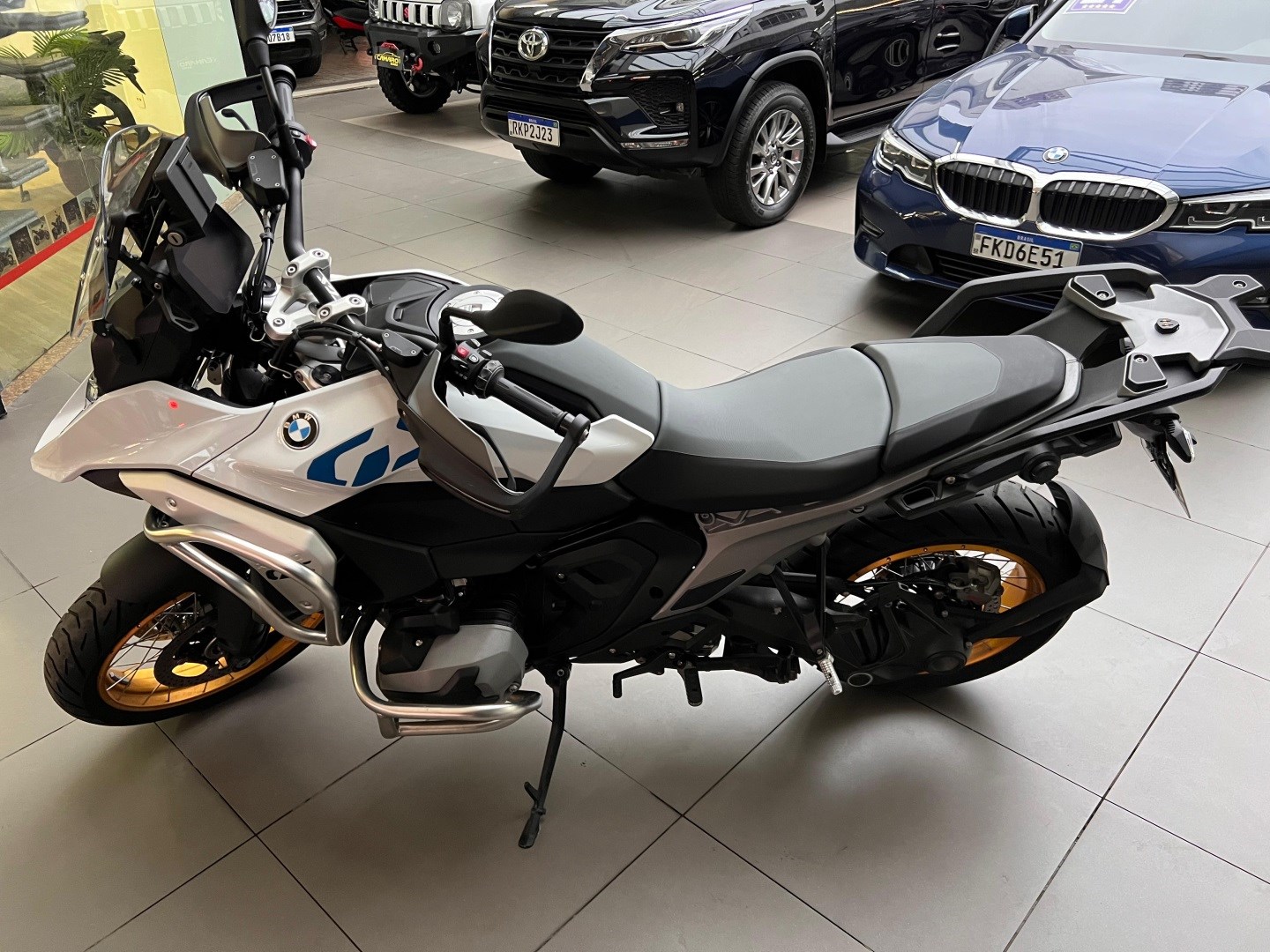 BMW R 1300 GS PLUS R 1300 GS PLUS