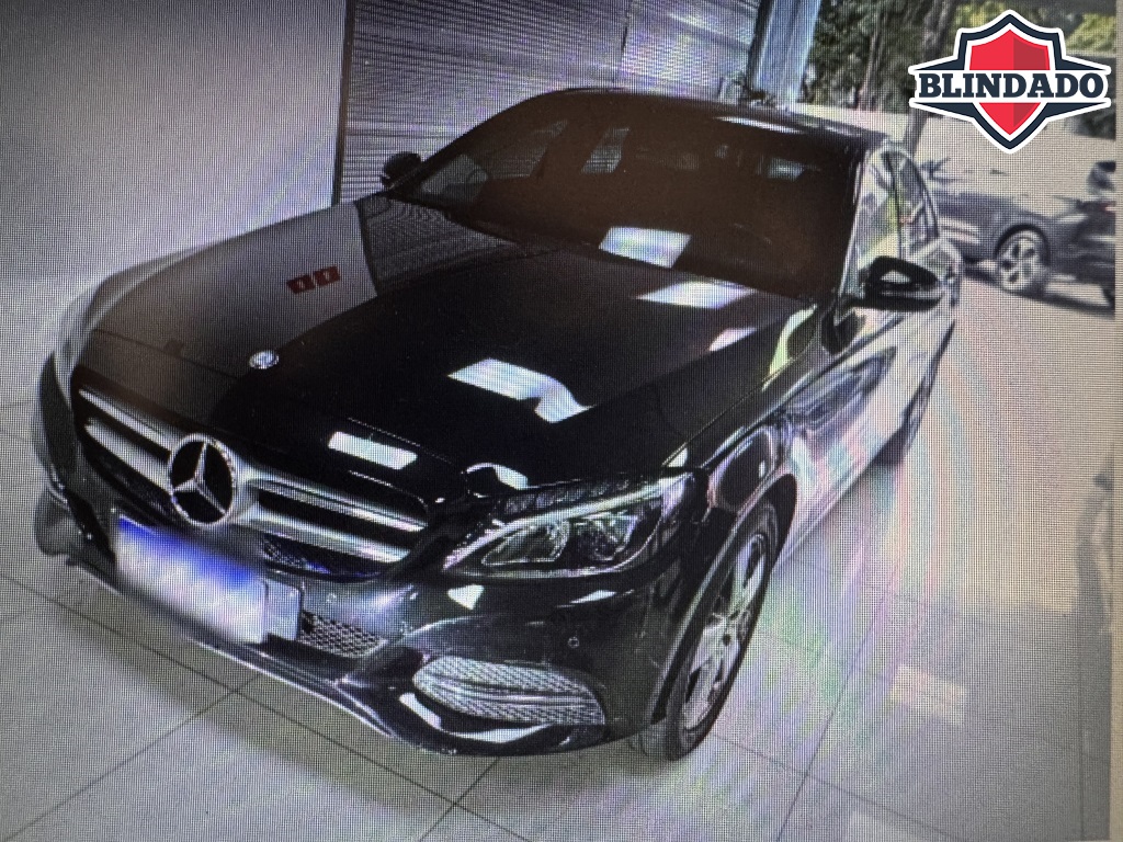 MERCEDES-BENZ C 200 2.0 CGI AVANTGARDE 16V GASOLINA 4P AUTOMÁTICO