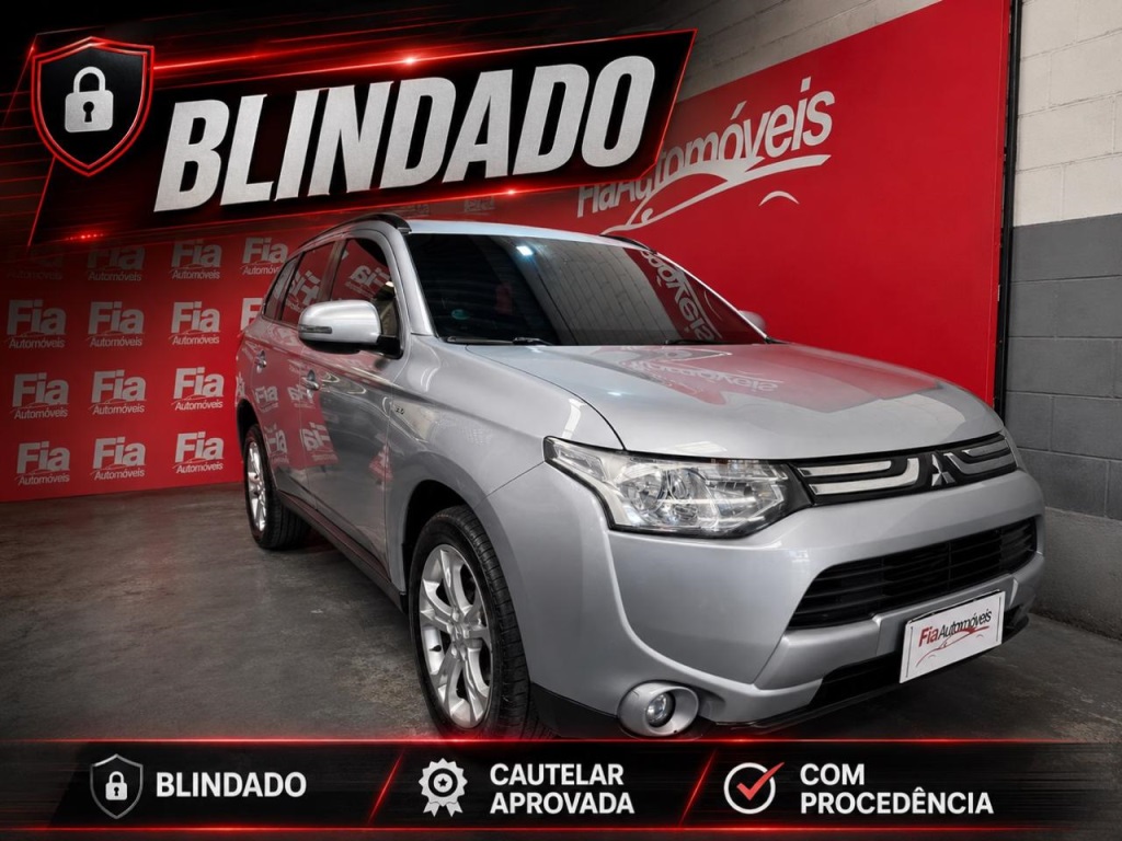 MITSUBISHI OUTLANDER 3.0 GT 4X4 V6 24V GASOLINA 4P AUTOMÁTICO