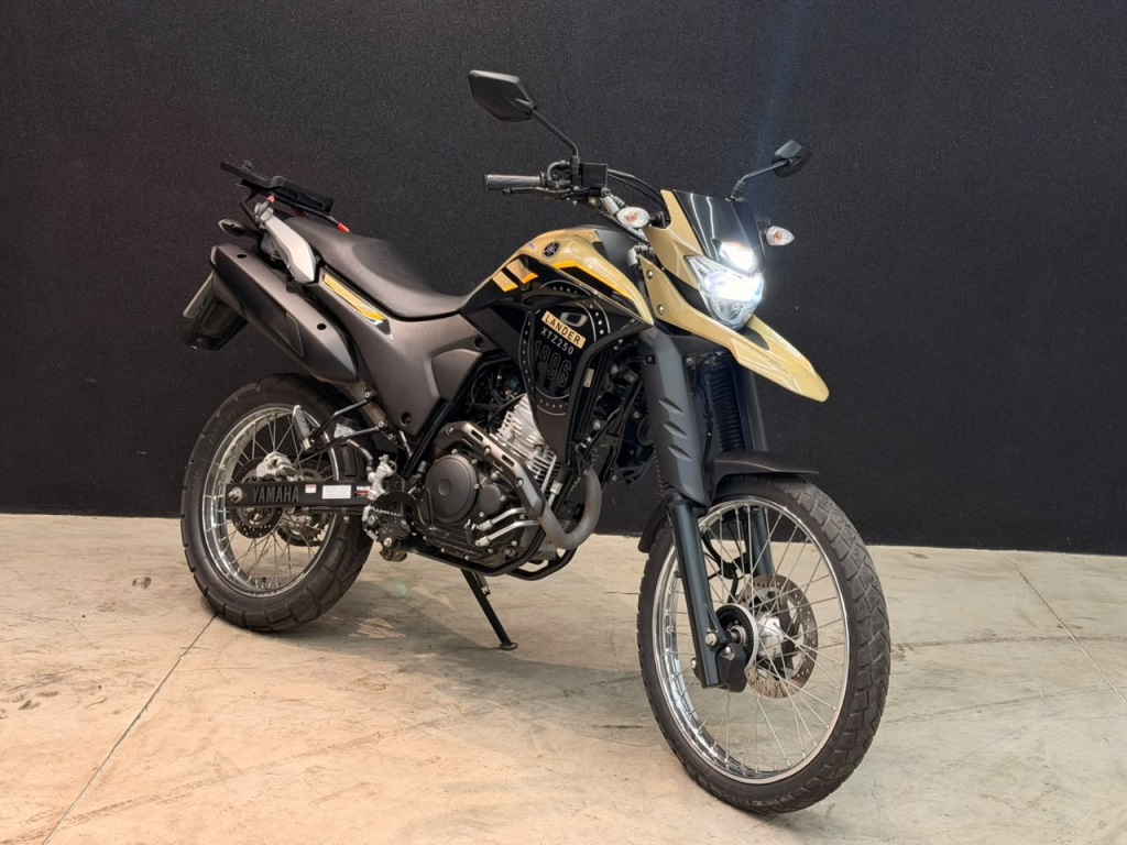 YAMAHA XTZ 250 LANDER CONNECTED