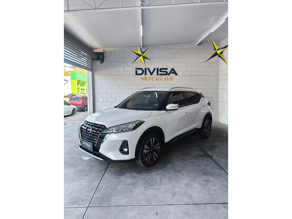 NISSAN KICKS PLAY