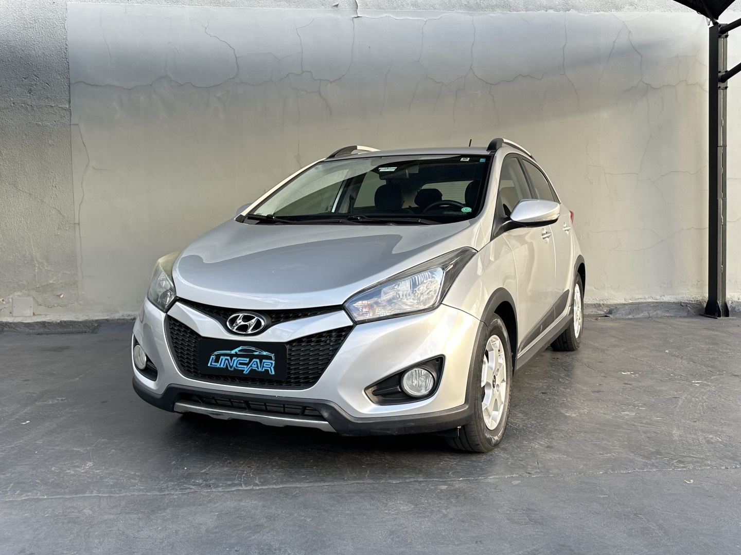 HYUNDAI HB20X