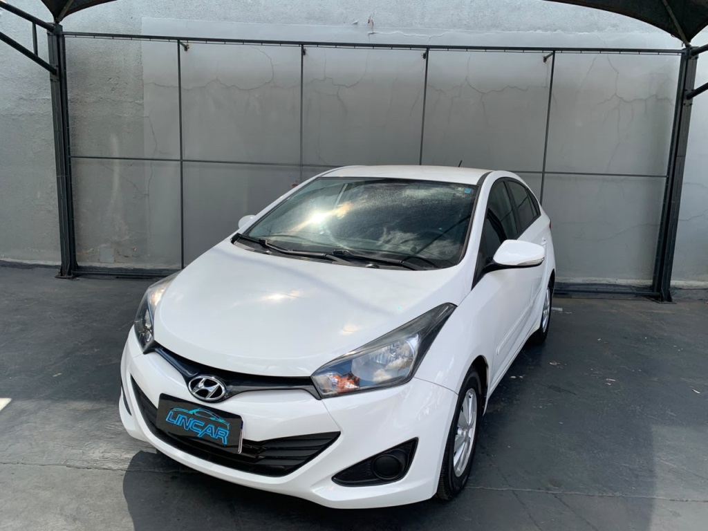 HYUNDAI HB20S