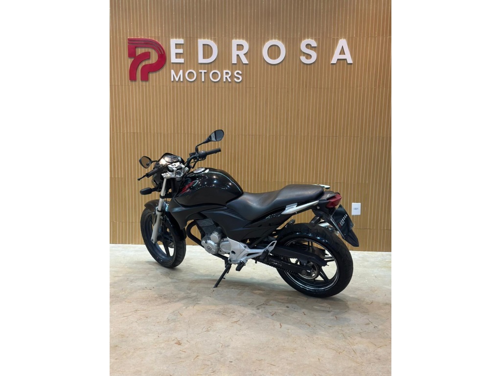 HONDA CB 300R