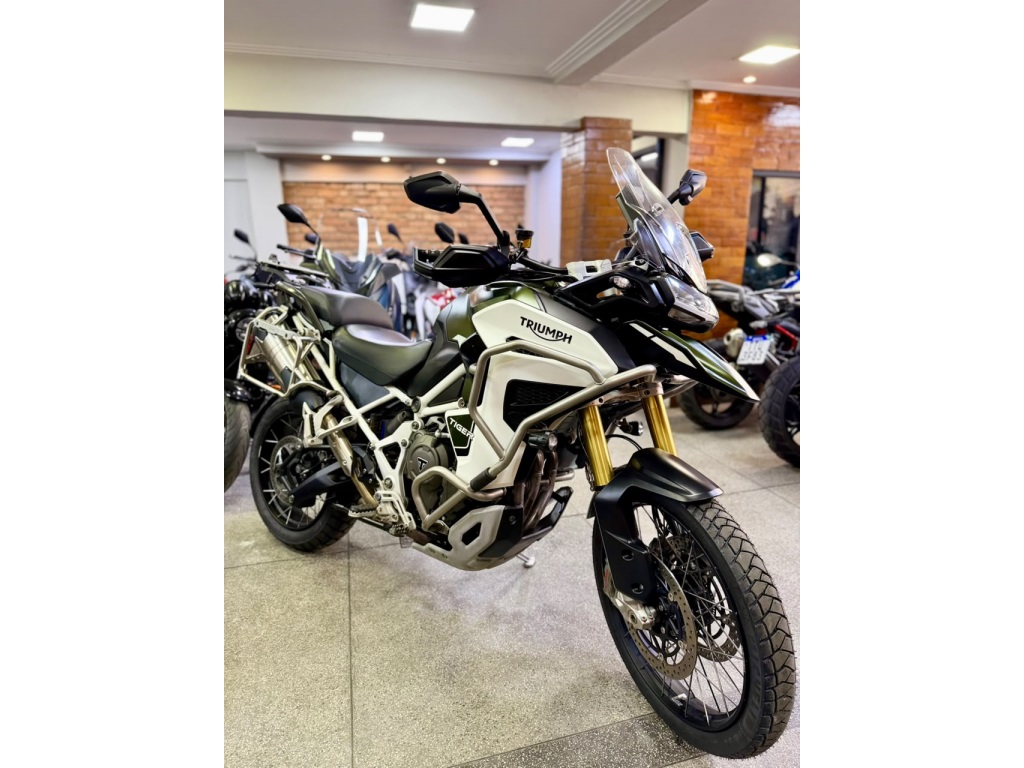 TRIUMPH TIGER 1200 RALLY EXPLORER