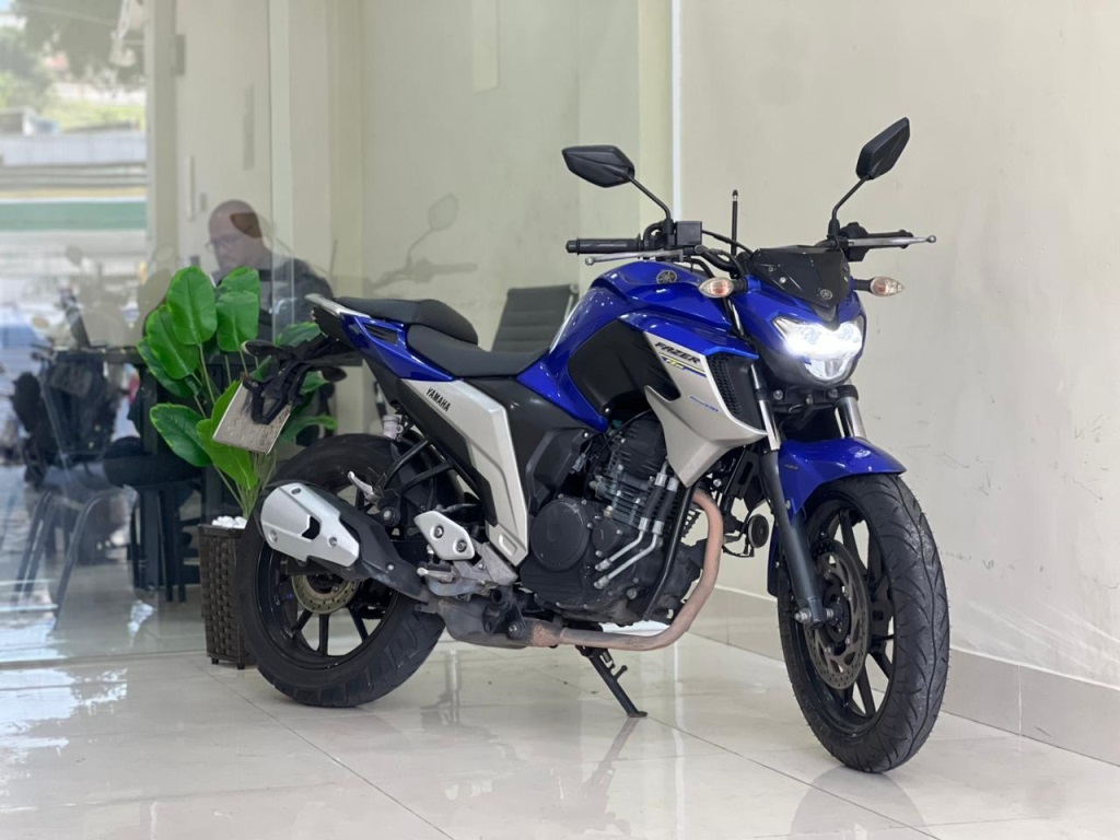 YAMAHA FZ25 FAZER CONNECTED ABS