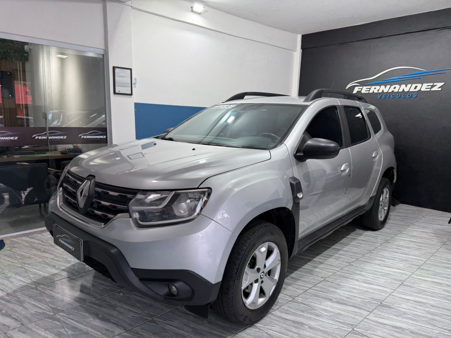 RENAULT DUSTER