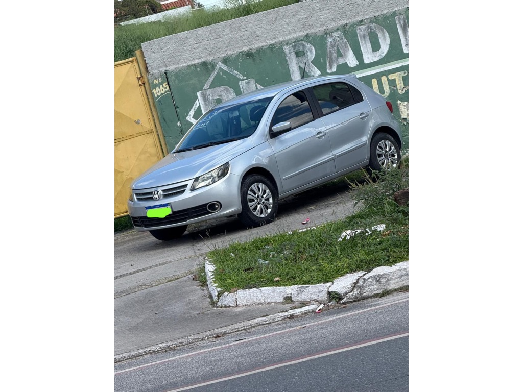 VOLKSWAGEN GOL