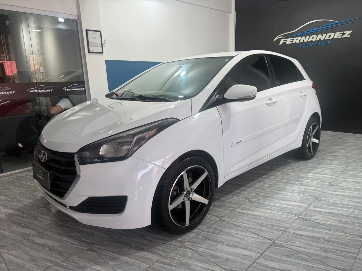 HYUNDAI HB20
