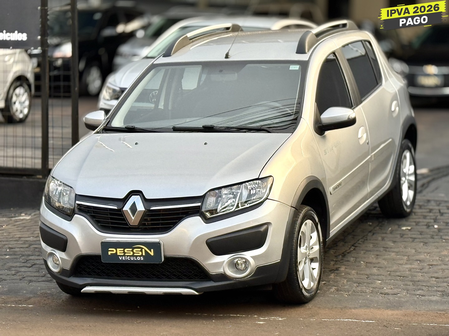 RENAULT SANDERO