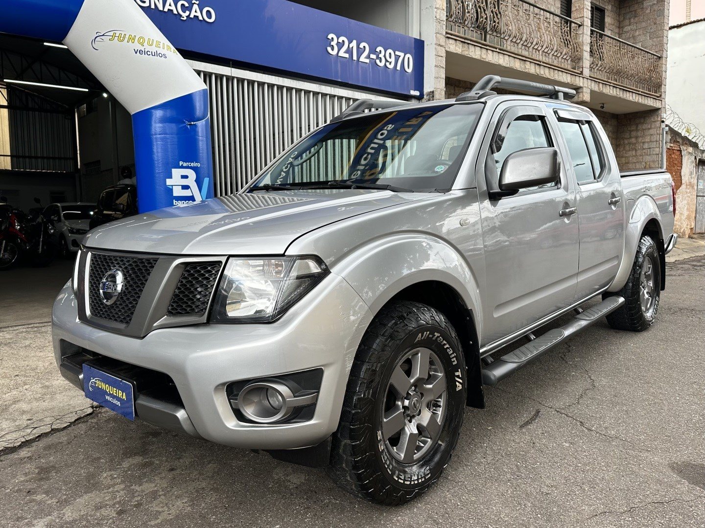 NISSAN FRONTIER