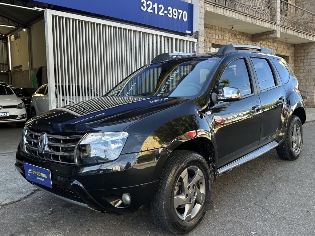 RENAULT DUSTER