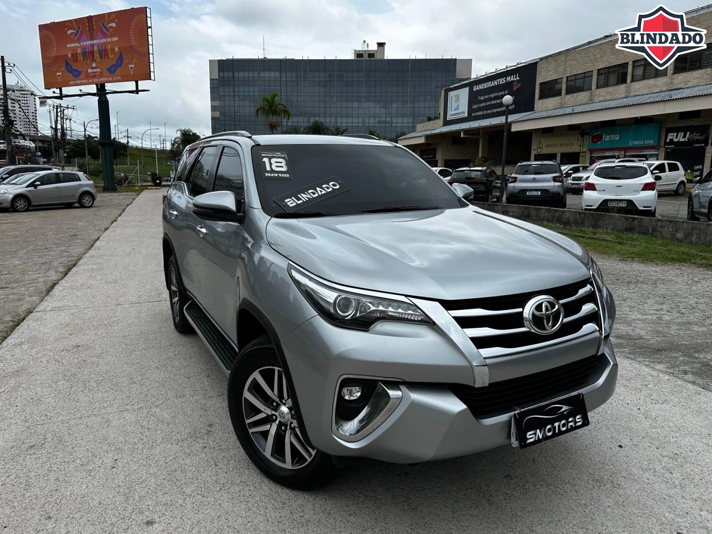 TOYOTA HILUX SW4