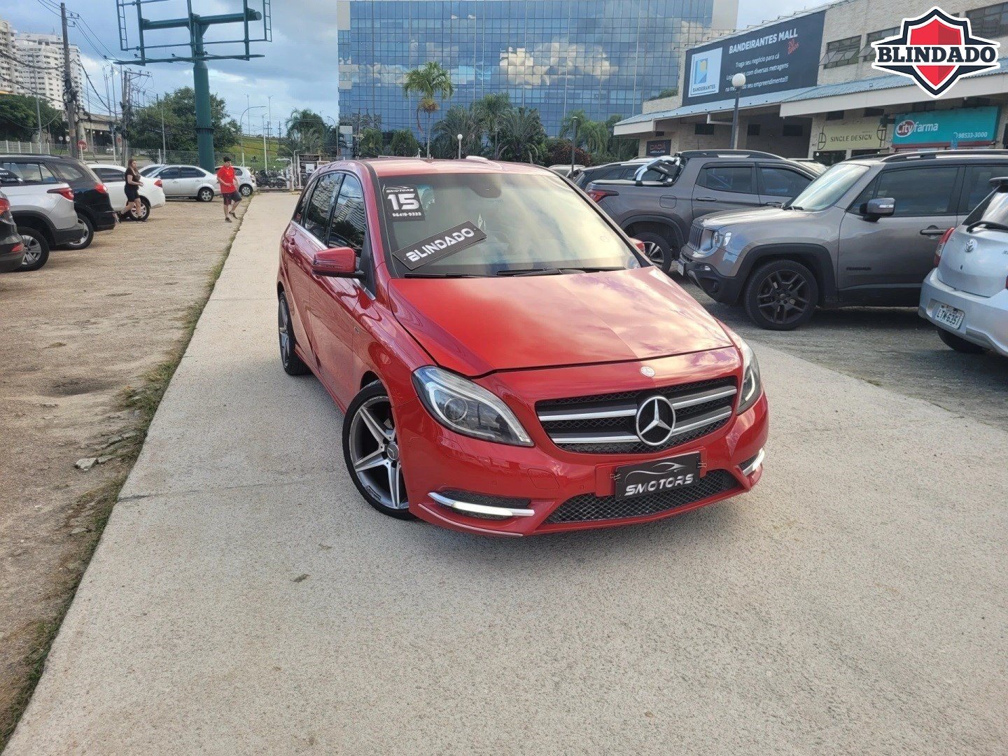 MERCEDES-BENZ B 200